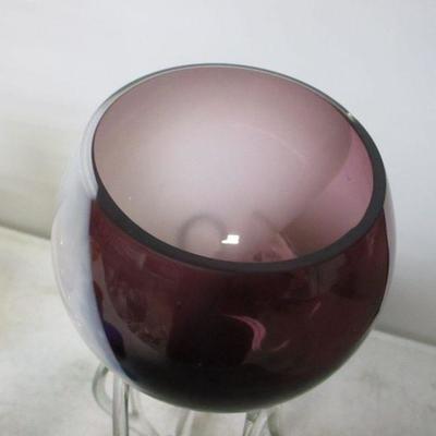 Lot 11 - Decorative Glasses Candle Holders & Art Glass