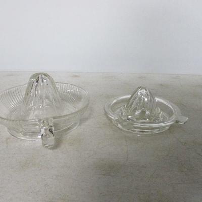 Lot 15 - Glass Hand Juicers - Different Sizes