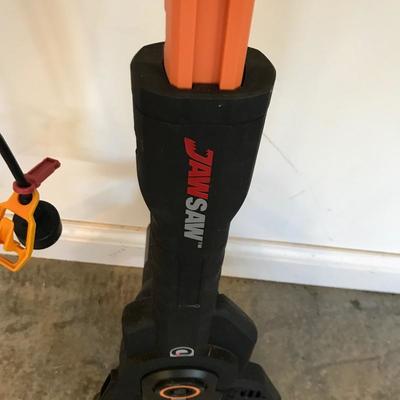 Lot 232 - Worx JawSaw And Extension Pole