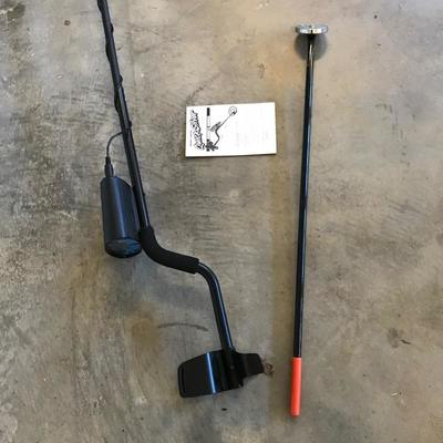 Lot 234 - Bounty Hunter Metal Detector and Heavy Duty Magnetic Pick-Up Tool