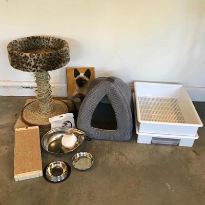 Lot 235 - Loving Cat Care Lot