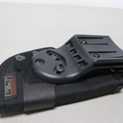 Lot 27 - Uncle Mike's Sidekick Holster