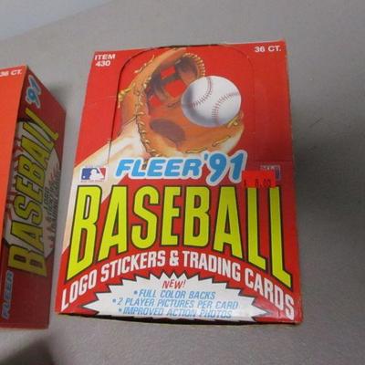 Lot 8 - Donruss & Fleer 1990's Baseball Cards