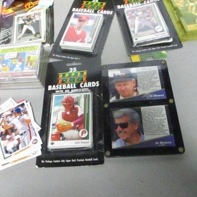Lot 15 - Collection of Loose Open Sports Cards