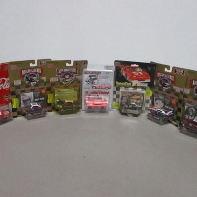 Lot 18 - NASCAR Die Cast Sports Cars 