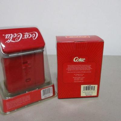 Lot 32 - Coca Cola Retro Cooler Alarm Clock & Bear Mini Clock