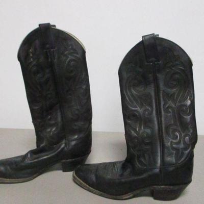 Lot 58 -  Men's Black Leather Western Cowboy Boots - Size 6