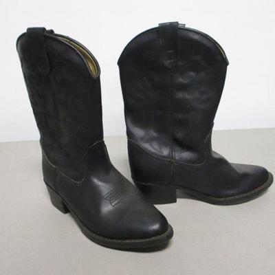 Lot 59 -  Wyatt Men's Black Leather Western Cowboy Boots Size 3 