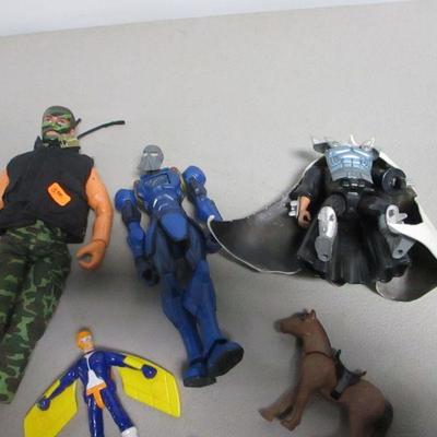 Lot 59 - Action Figure Lot - Star Wars - GI Joe