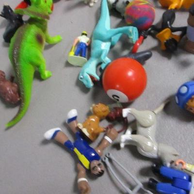 Lot 60 - Miscellaneous Toys & Figures