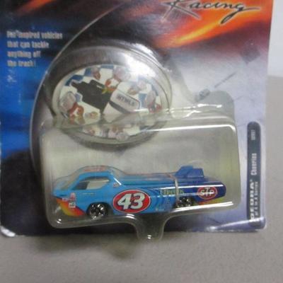 Lot 69 - Hot Wheels Die Cast Cars
