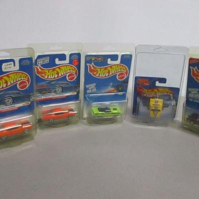 Lot 74 - Hot Wheels Die Cast Cars - Wheel Error