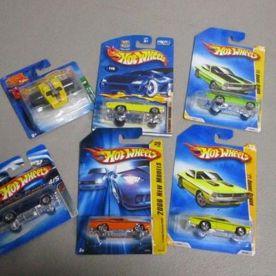 Lot 77 - Hot Wheels Die Cast Cars