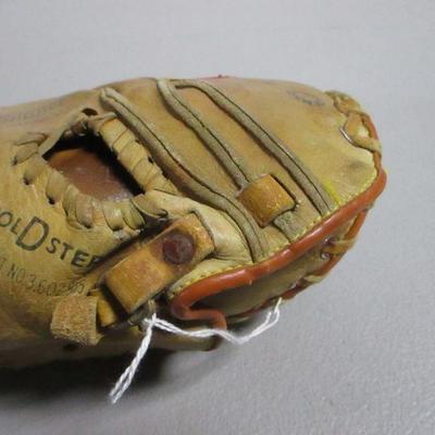 Lot 72 - Rawlings Catcher Mit Glove