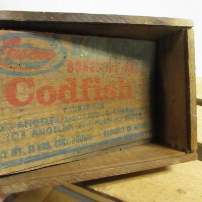 Lot 77 - Advertising Boxes Armour Lard Container & Pinto Beans bag