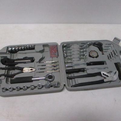 Lot 90 - Do It Yourself Home Tool Kit
