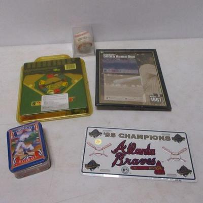 Lot 95 - Baseball Collector Items - Mickey Mantle - Cal Ripken