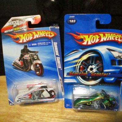 Lot 100 - Hot Wheels Motorcycles