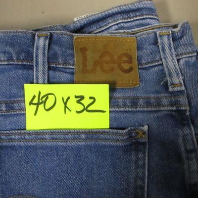 Lot 128 - Lee & Carhartt Jeans 