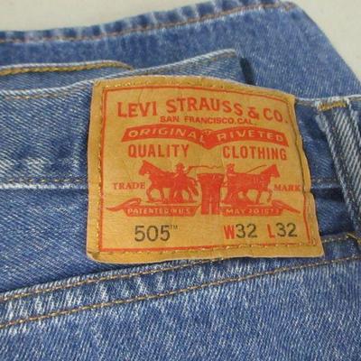 Lot 140 - Levi Jeans