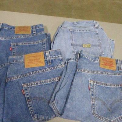 Lot 165 - Levi Jean Shorts