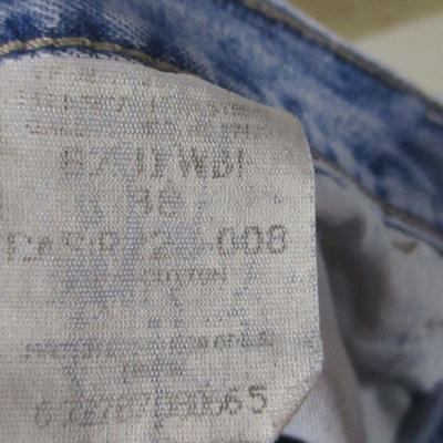 Lot 165 - Levi Jean Shorts