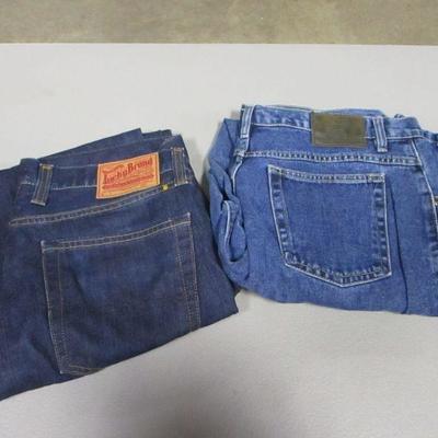 Lot 168 - Lucky Brand & St Johns Bay Jeans