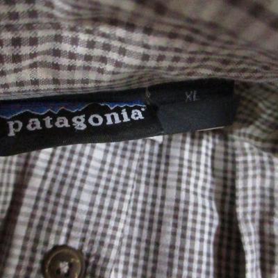 Lot 171 - Men's Shirts Carhartt Patagonia