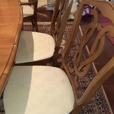 FULL DINING ROOM TABLE SET