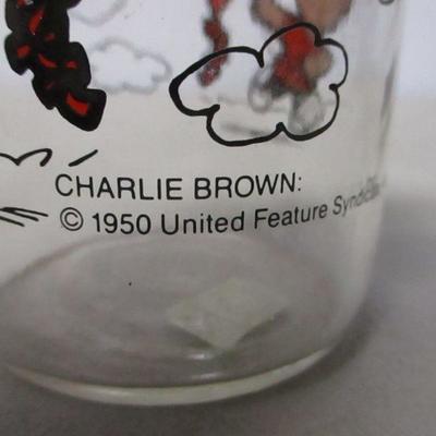 Lot 107 - Charlie Brown 1950 & Lucy 1952 Peanuts Glasses