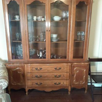 CHINA HUTCH EXCELLENT CONDITION