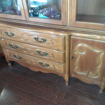 CHINA HUTCH EXCELLENT CONDITION