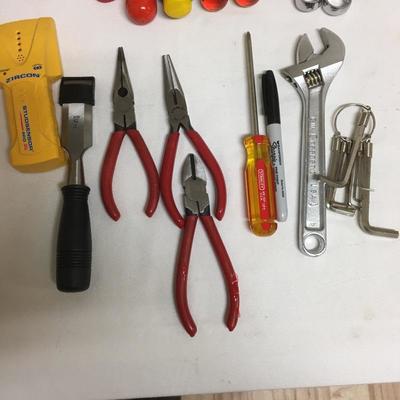 Lot 242 - Hand Tools