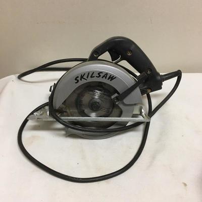 Lot 246 - Skil Saw & Craftsman Router