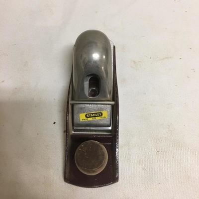 Lot 248 - Veritas Scraper & Pair of Stanley Planers