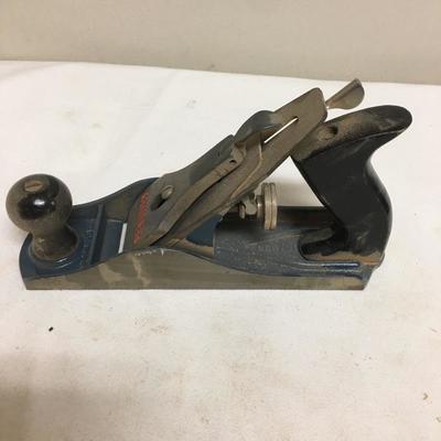 Lot 248 - Veritas Scraper & Pair of Stanley Planers