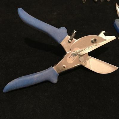 Lot 251 - Precision Sharps Lot