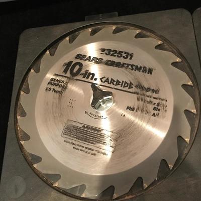 Lot 252 - 10â€ Carbide Tipped Saw Blades and More