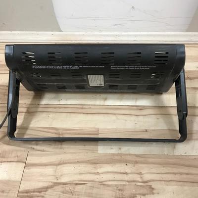 Lot 264 - Quartz Heater with Light