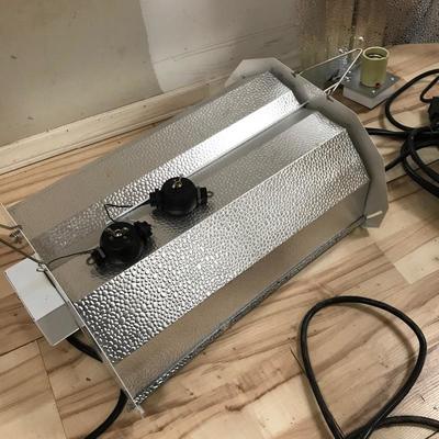 Lot 265 - Growing Lights and Accessories 