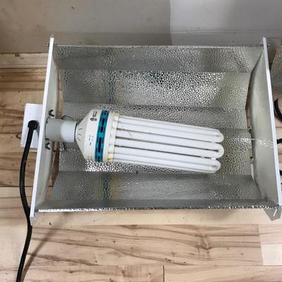 Lot 265 - Growing Lights and Accessories 