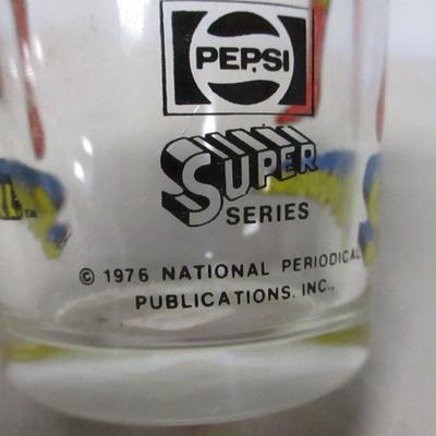 Lot 110 - Super Girl Collectible Glass