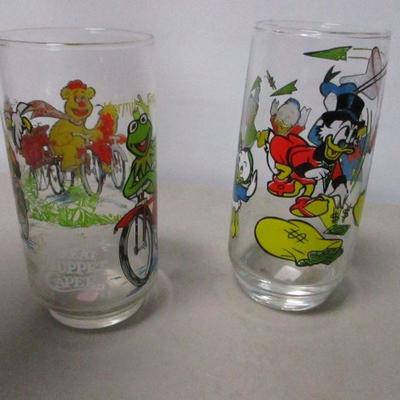 Lot 111 - Disney, Warner Bros, Wizard Of Oz & Muppets Glasses