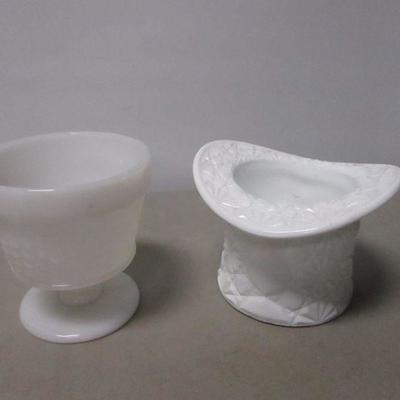 Lot 175 - White Milk Glass - Gravy Boat & Top Hat