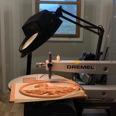 Lot 272- Dremel Saw W/Table & Light