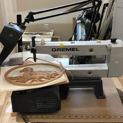 Lot 272- Dremel Saw W/Table & Light