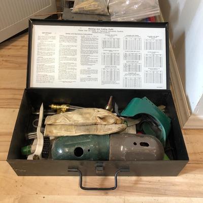 Lot 276- Welding Set