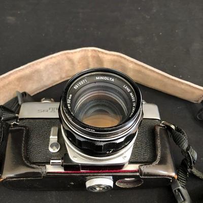 Lot 281- Vintage Brownie and Minolta
