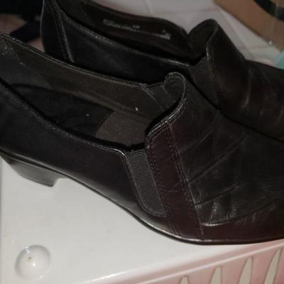 Black Leather shoes 6 1/2 