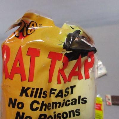 Lot 197 - Rat & Mice Traps